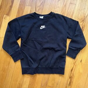 Nike Sweatshirt Boys M Black Club Fleece Crewneck Embroidered Swoosh Logo‎